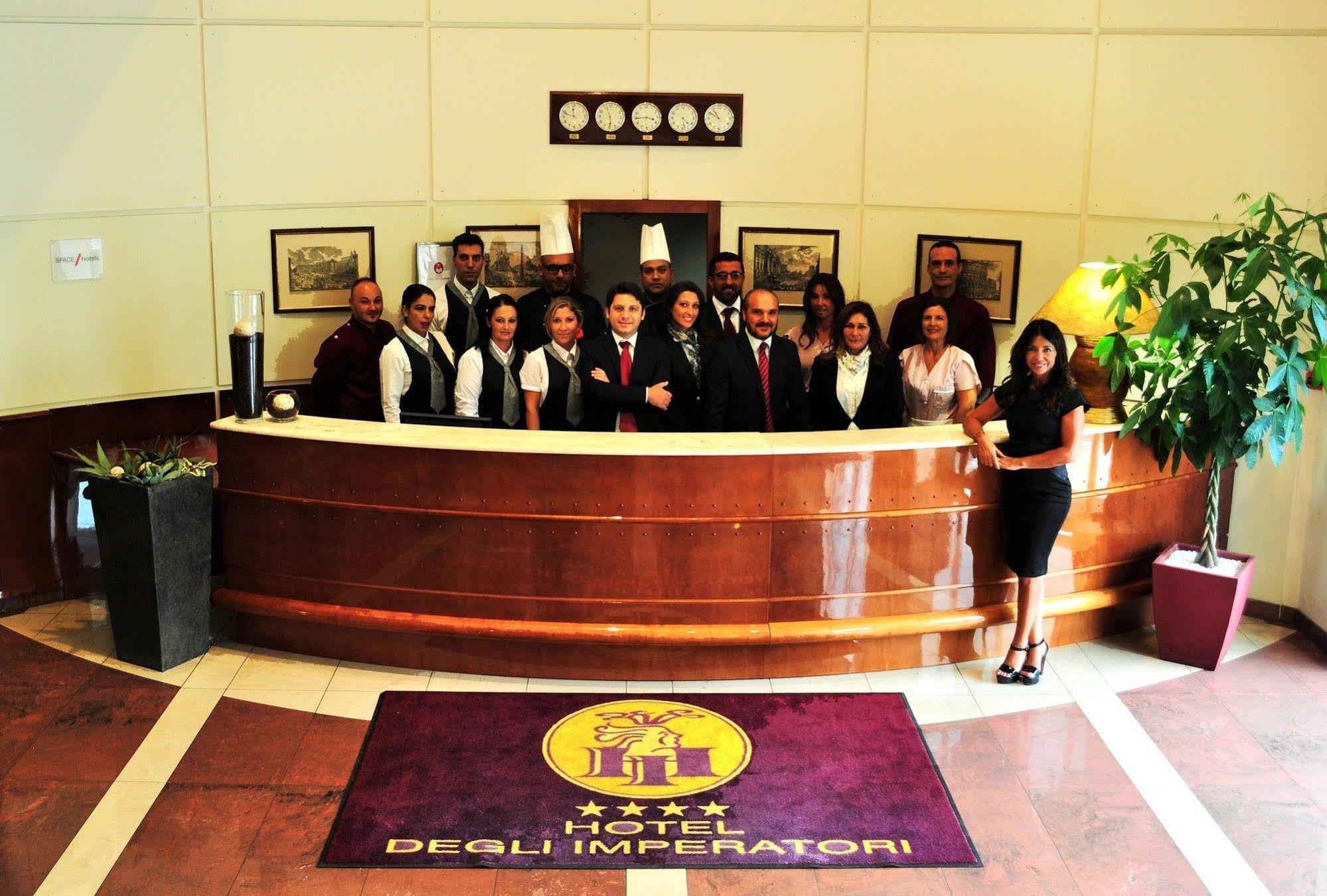 Hotel Degli Imperatori Roma Esterno foto