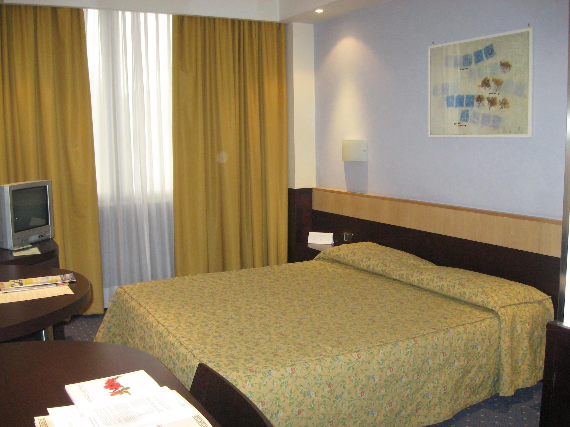 Hotel Degli Imperatori Roma Esterno foto
