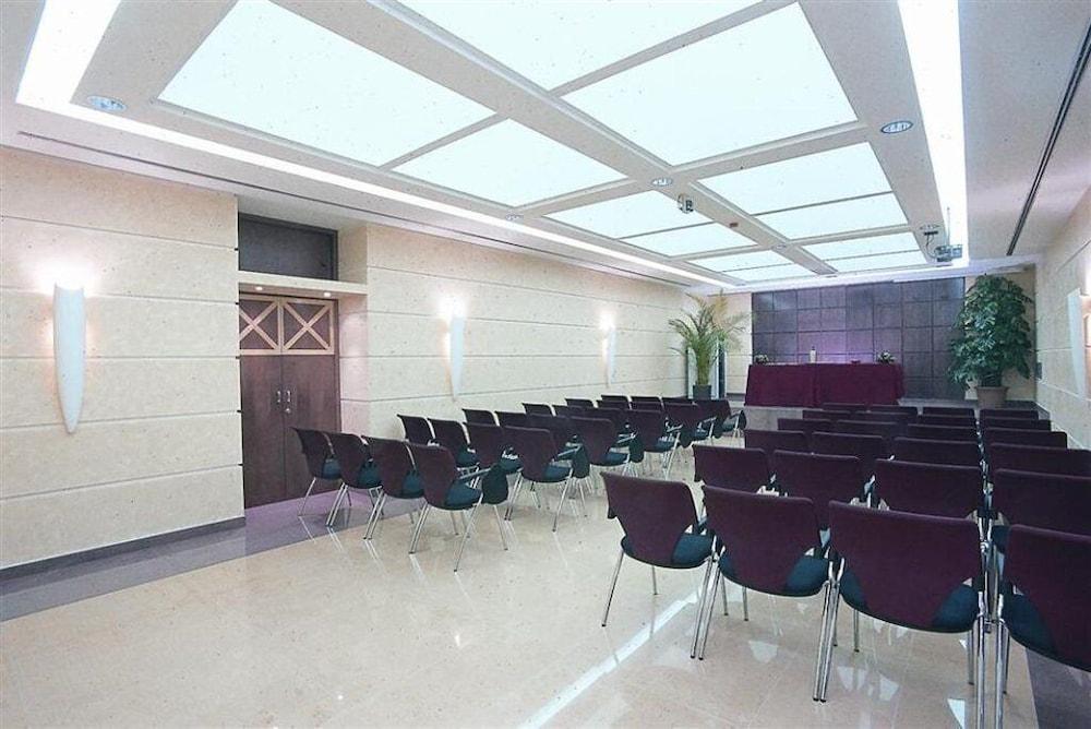 Hotel Degli Imperatori Roma Esterno foto
