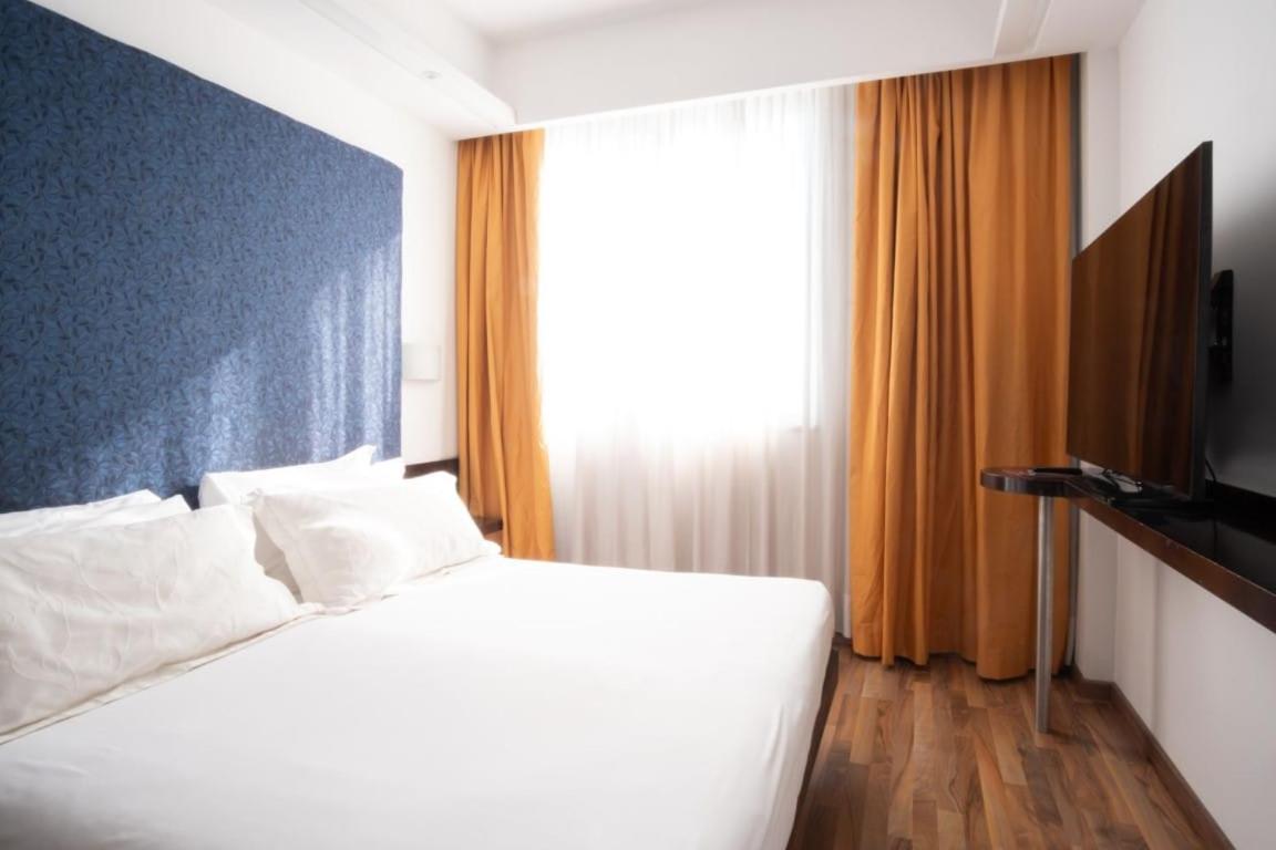 Hotel Degli Imperatori Roma Esterno foto