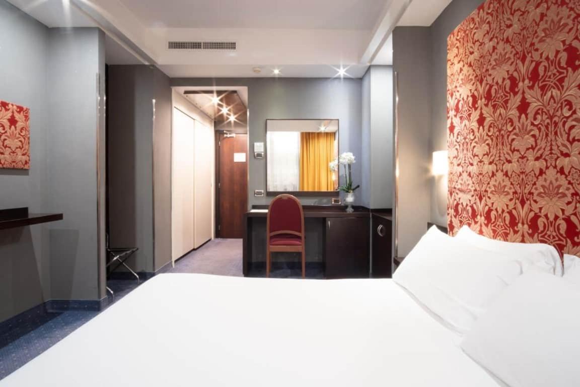 Hotel Degli Imperatori Roma Esterno foto