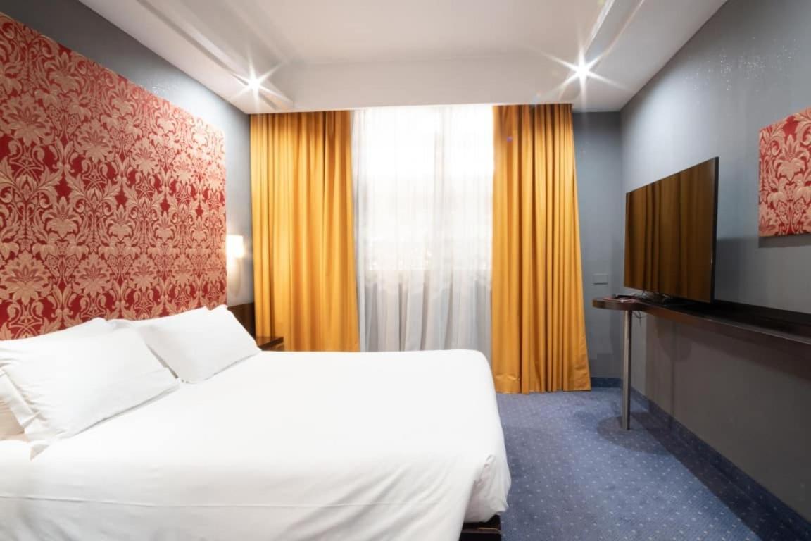Hotel Degli Imperatori Roma Esterno foto