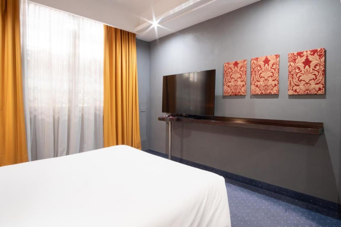 Hotel Degli Imperatori Roma Esterno foto